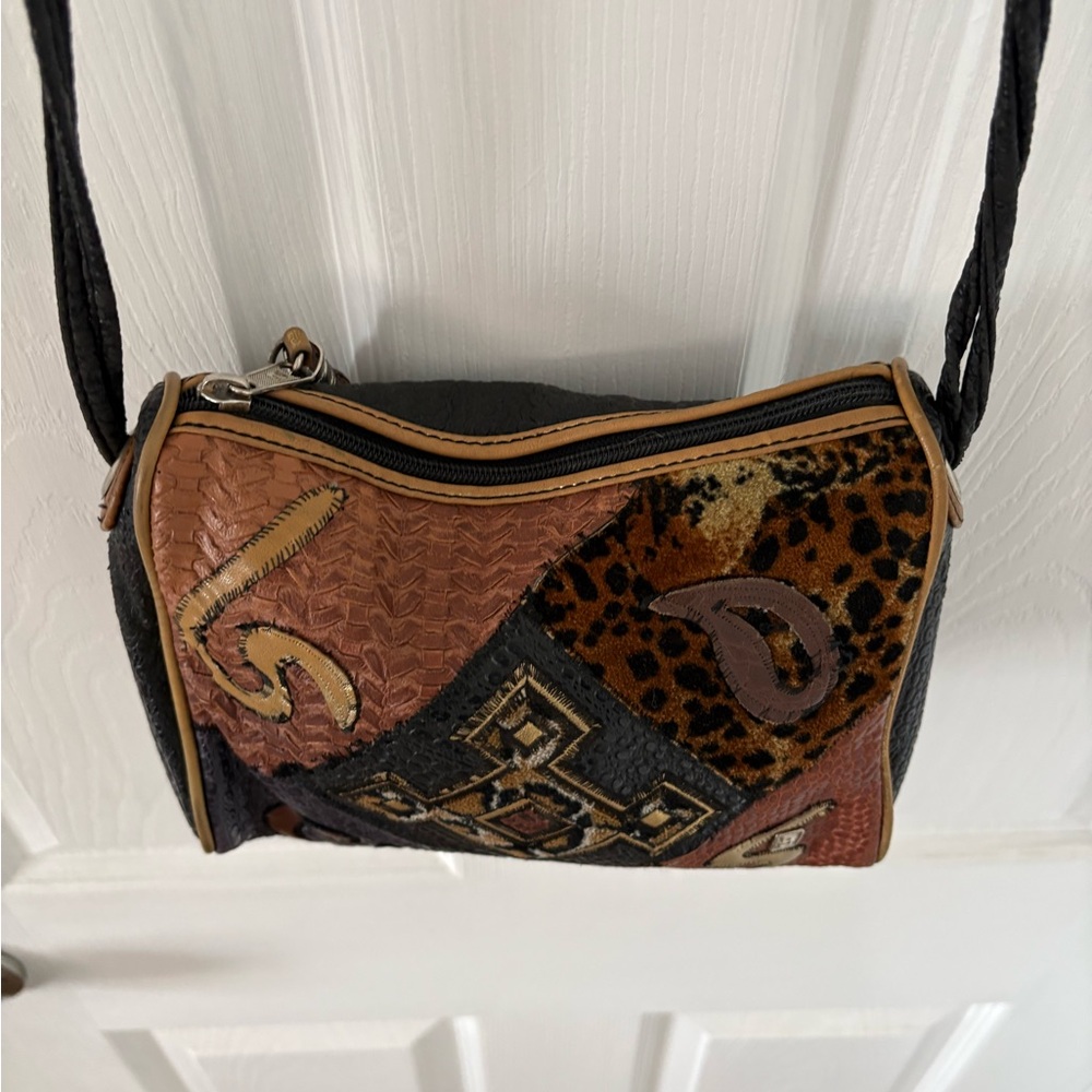 Vintage Alien Workshop Patchwork Crossbody Bag Sk… - image 2